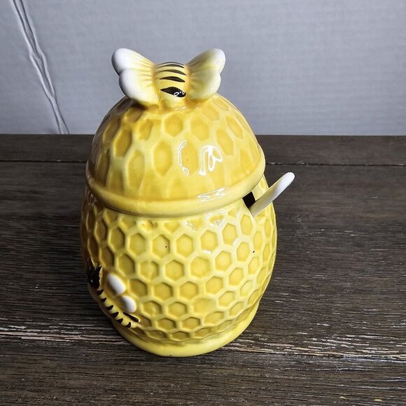 Maxcera Spring Collection Beehive Honey Jar With Spoon Bumble Bee Farmhouse - Picture 1 of 11